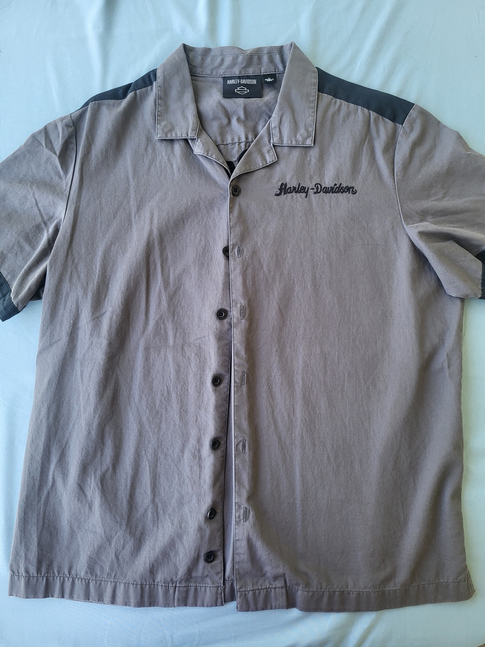 Harley-Davidson Men's Short Sleeve Button Shirt - Gray with Black Accents